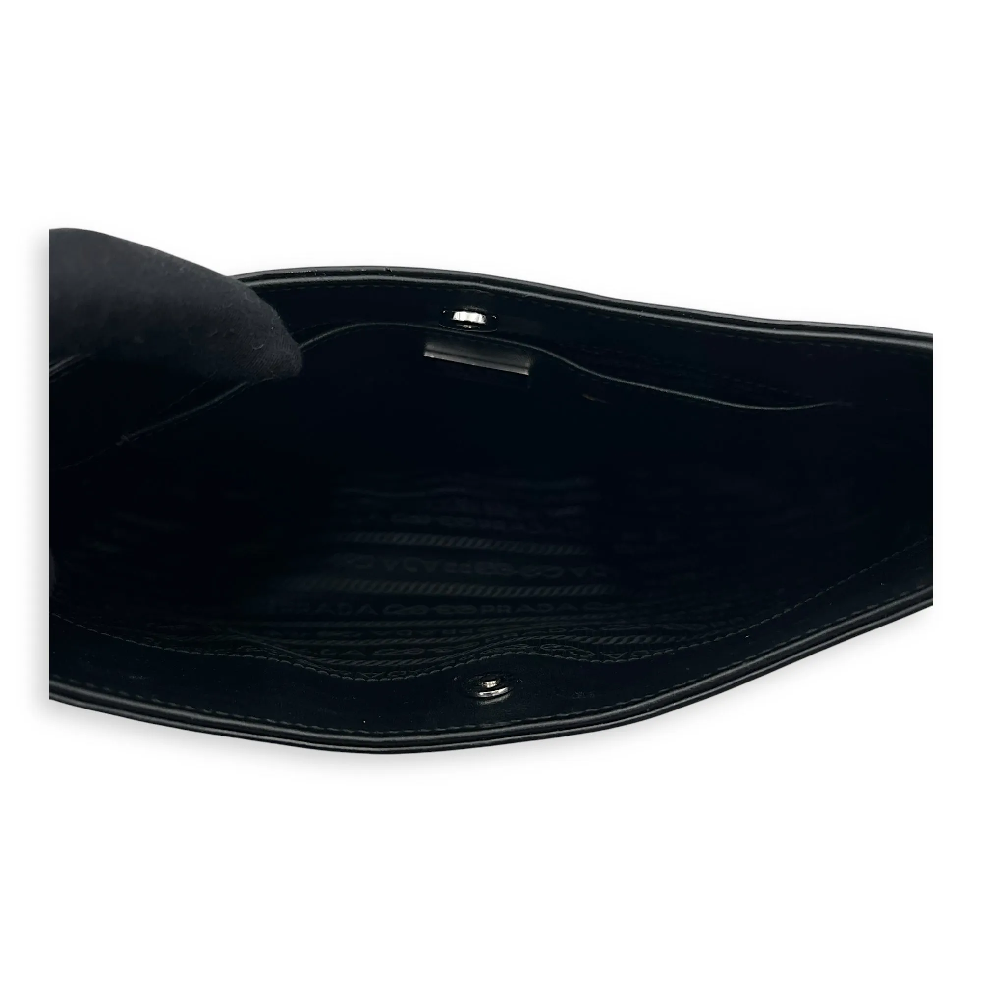 Cleo Shoulder Bag Black in Calfskin, Silver hardware