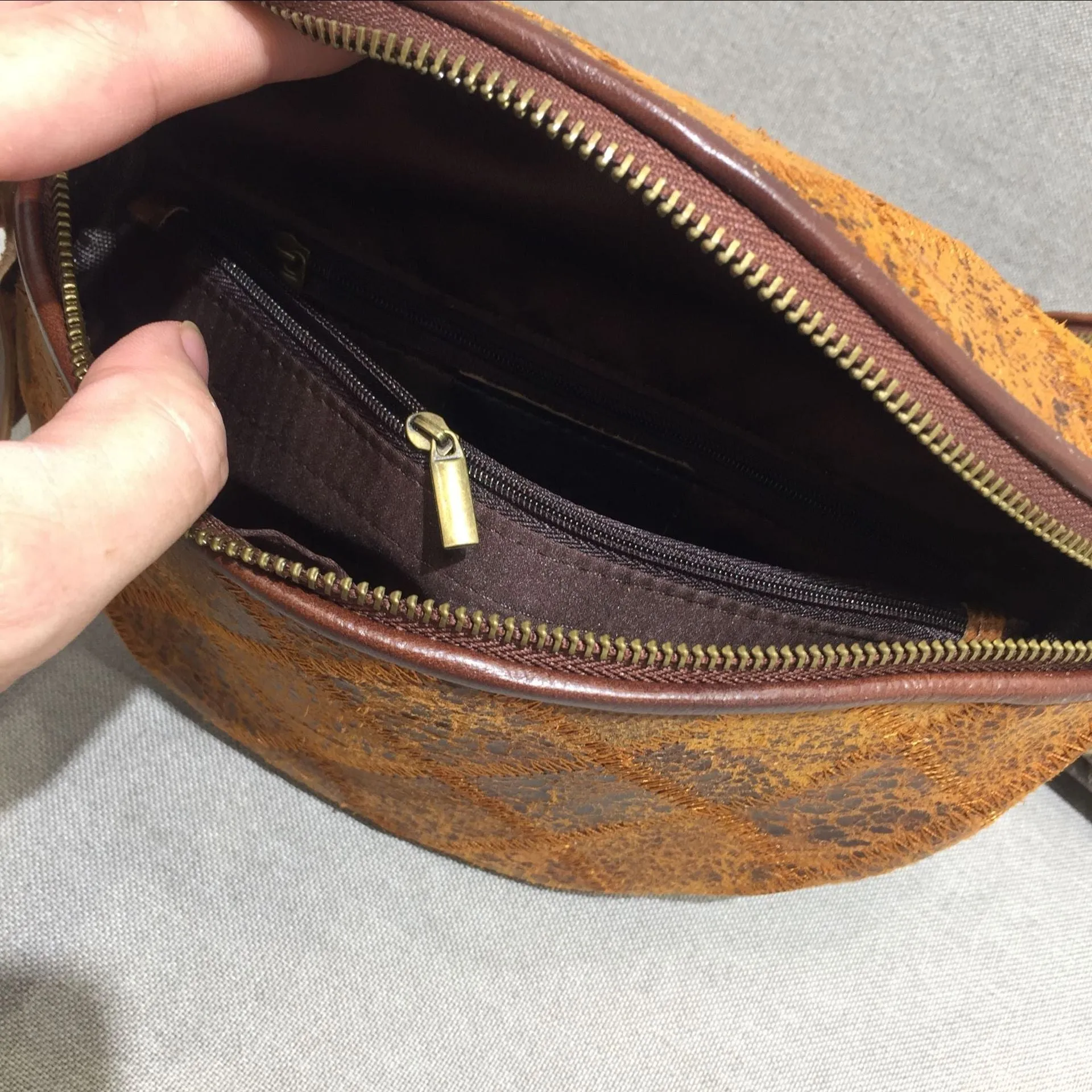 Designer Women's Crossbody Sling Bag Chest Bag For Women