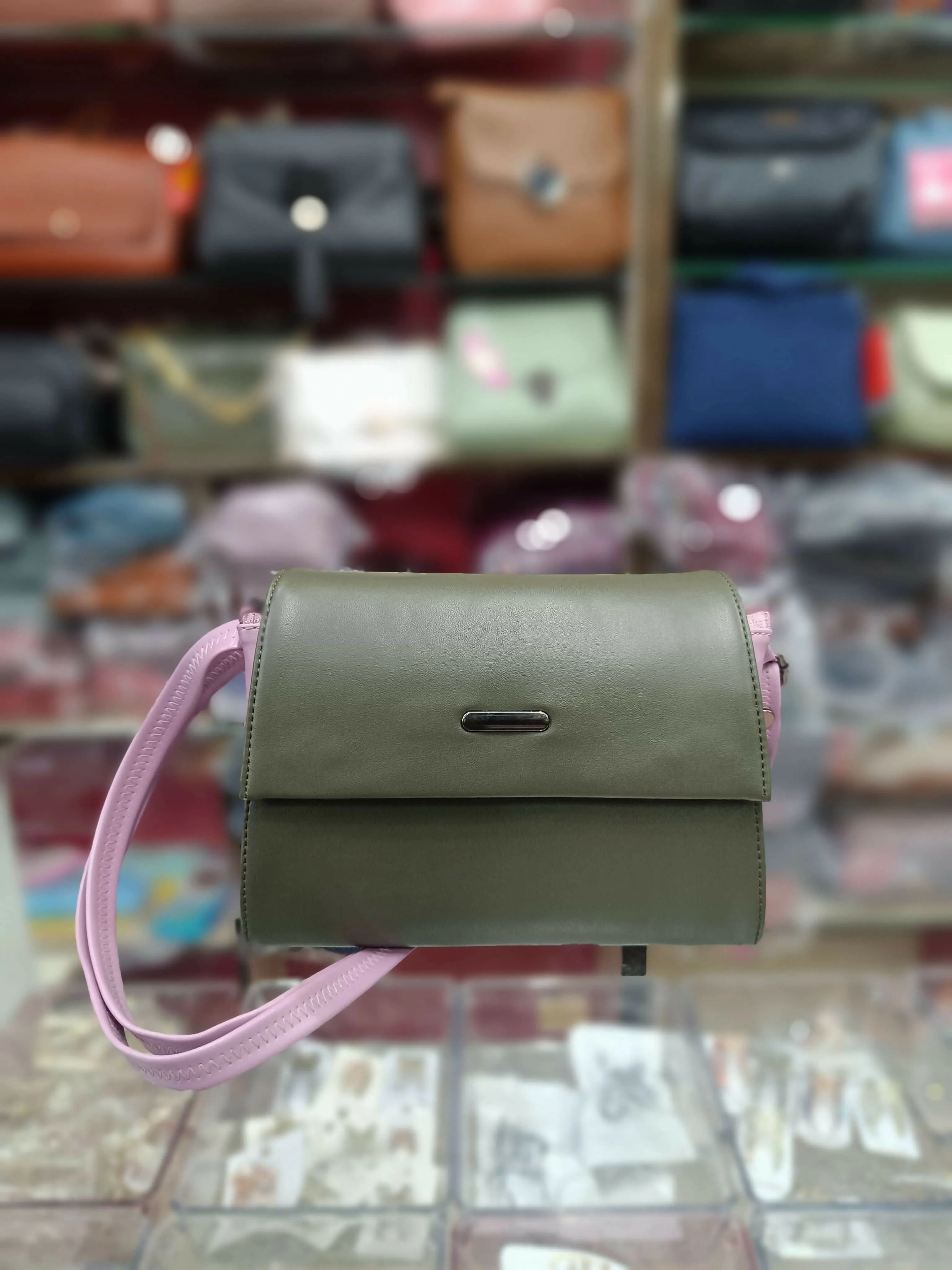 Elegant Box-Style Sling Bag for Women/Girls for Parties and Travel