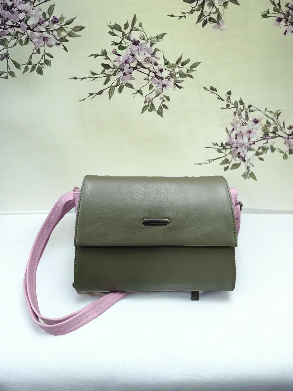 Elegant Box-Style Sling Bag for Women/Girls for Parties and Travel