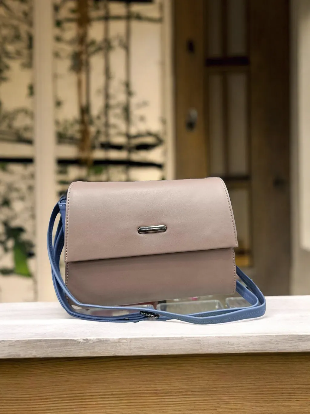 Elegant Box-Style Sling Bag for Women/Girls for Parties and Travel