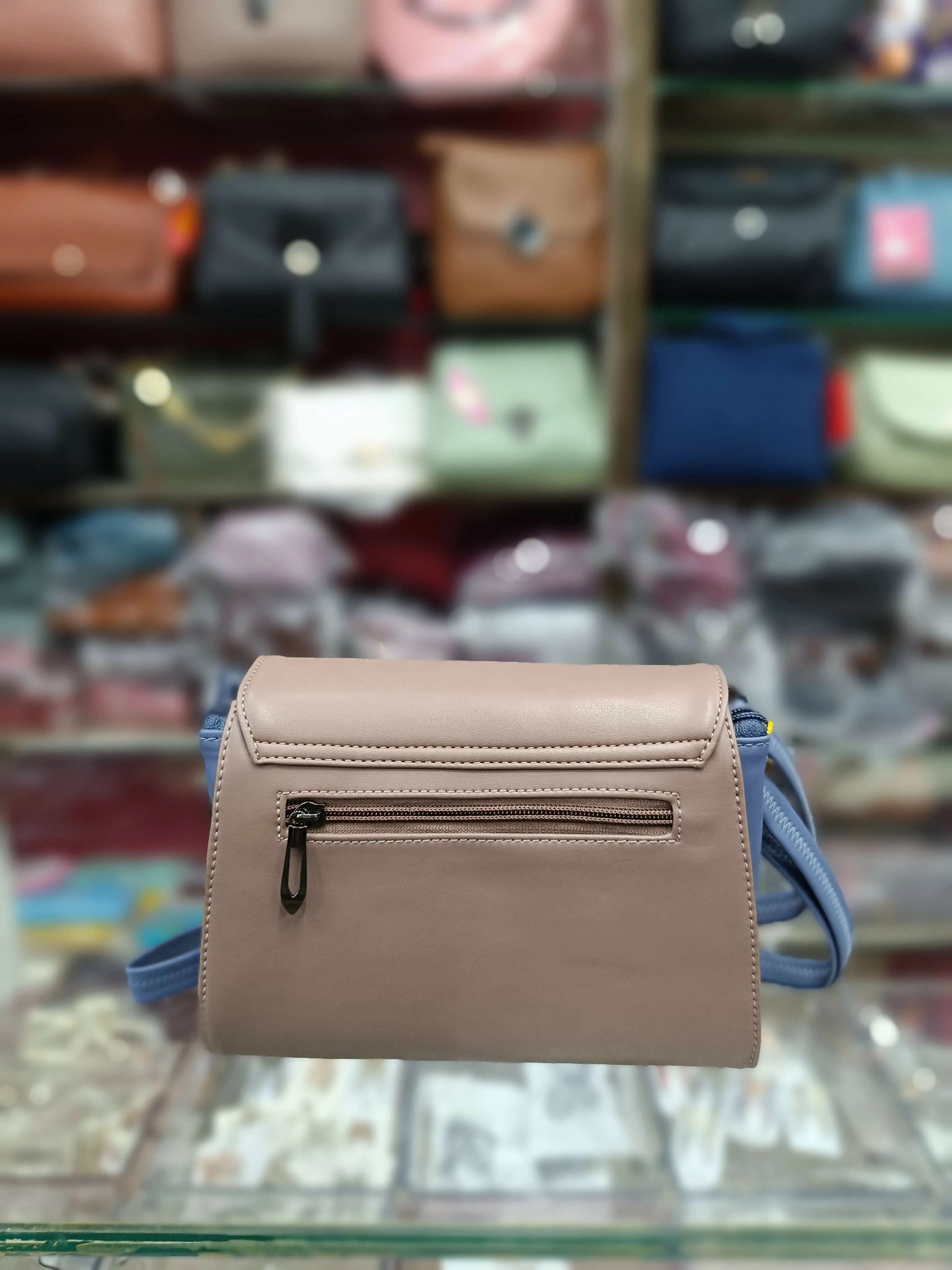 Elegant Box-Style Sling Bag for Women/Girls for Parties and Travel