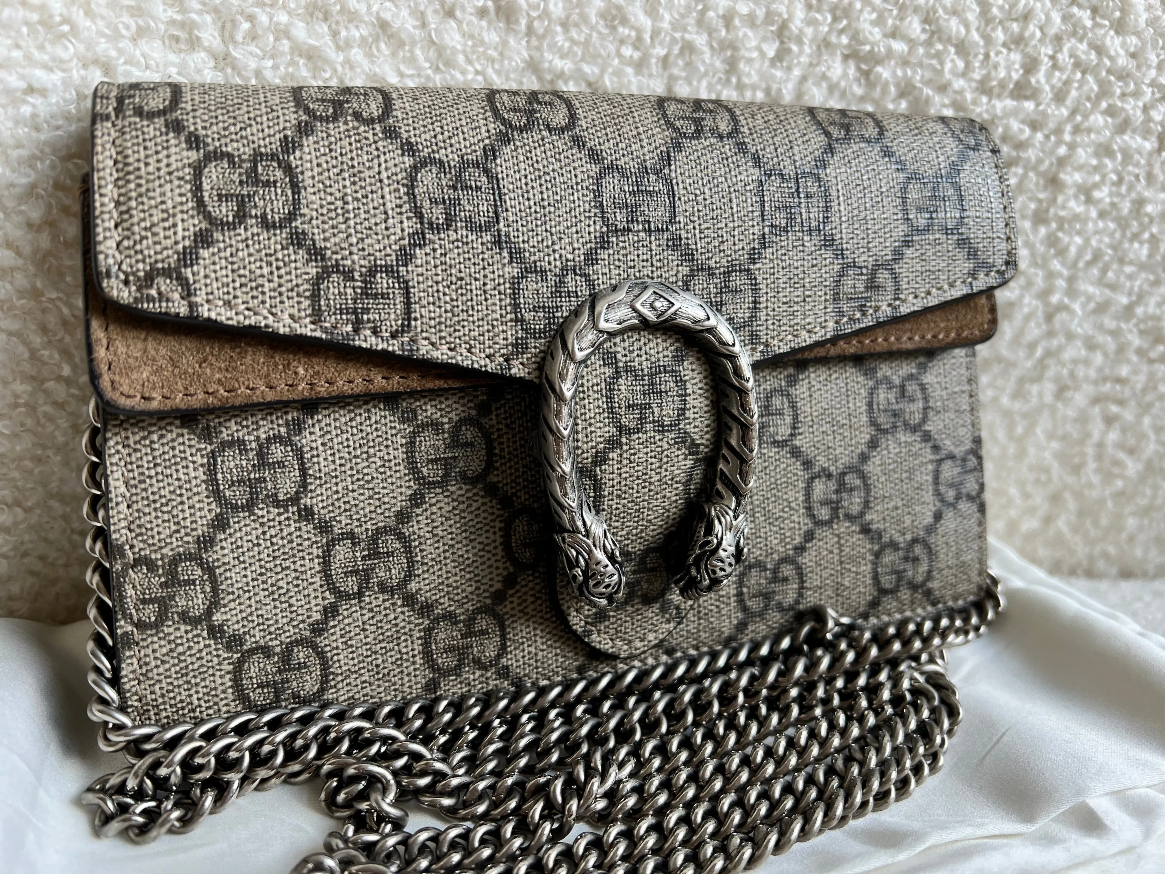 Gucci Dionysus GG Supreme Super Mini Shoulder Bag (RRP £835)