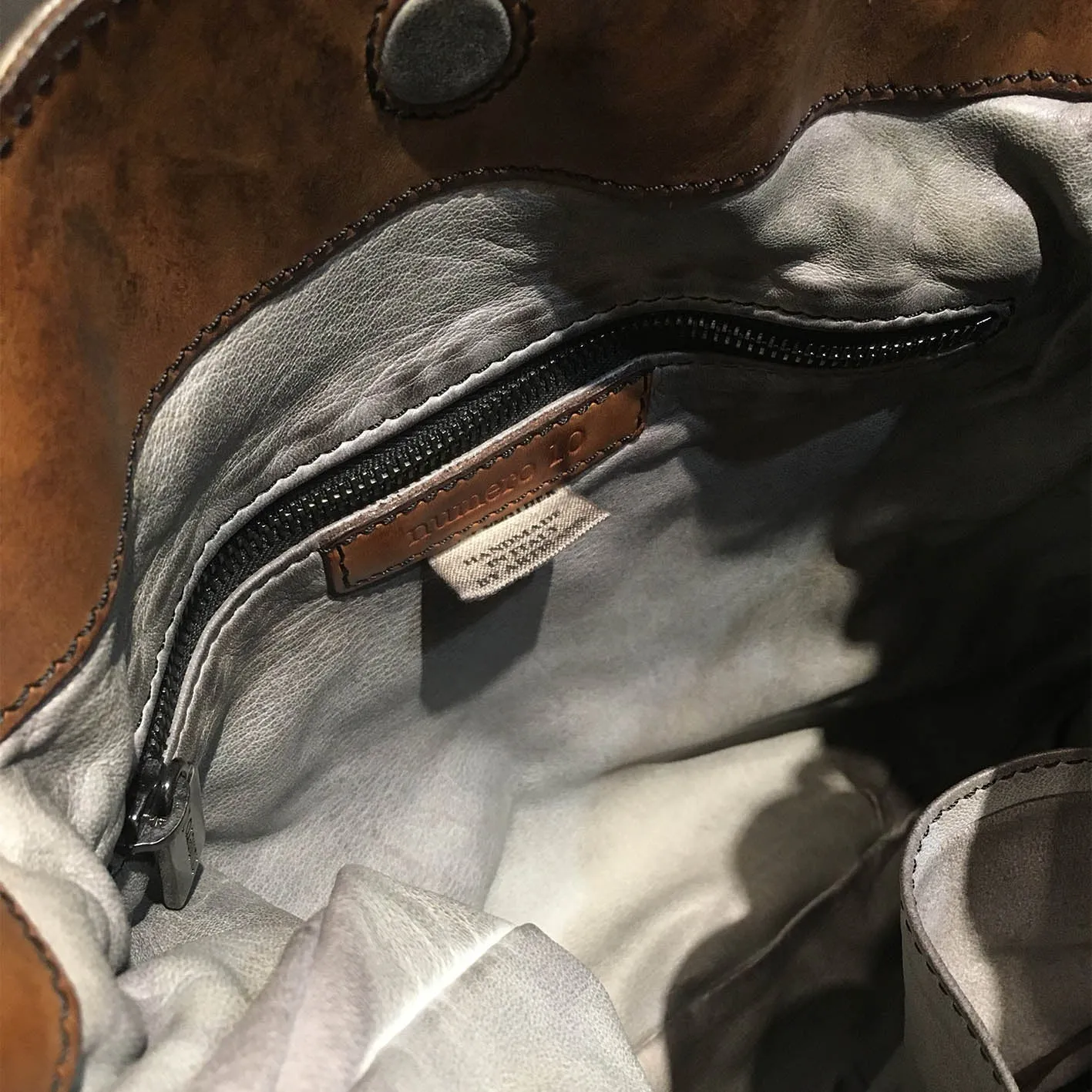 Numero 10/Super soft grey lambskin hobo