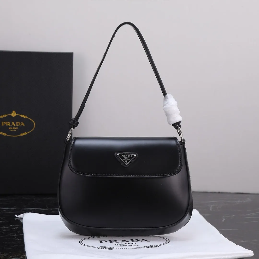 P Cleo Leather Shoulder Bag With Flap