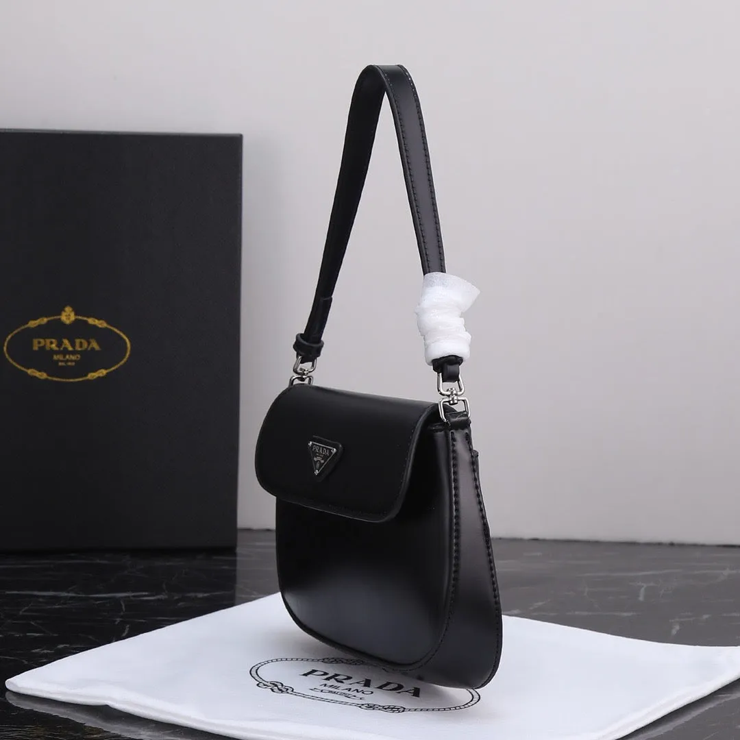 P Cleo Leather Shoulder Bag With Flap