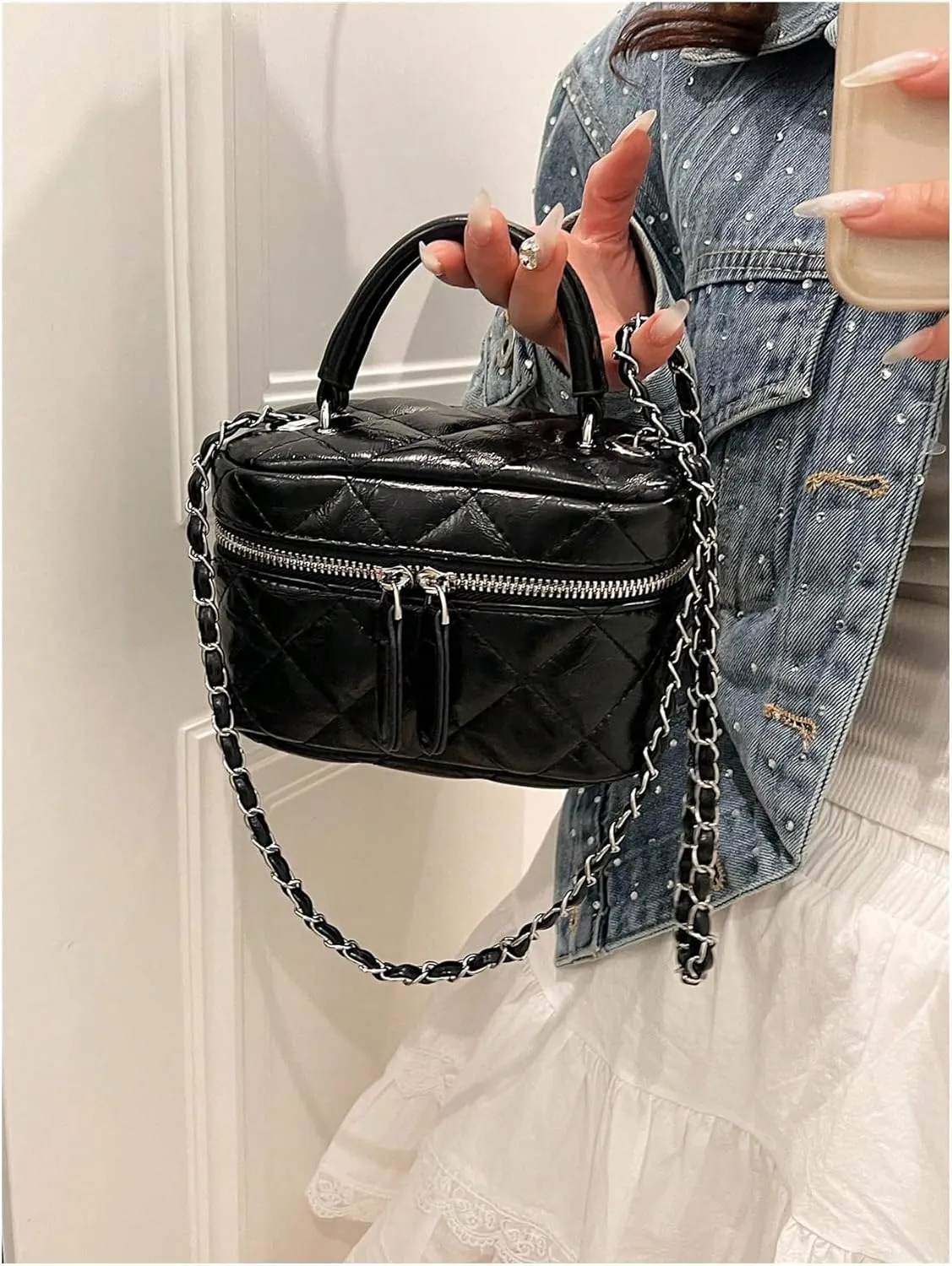 QWINEE Women's Silver Top Handle Crossbody Bag Small Crocodile Embossed Satchel Bag Mini Bucket Handbag