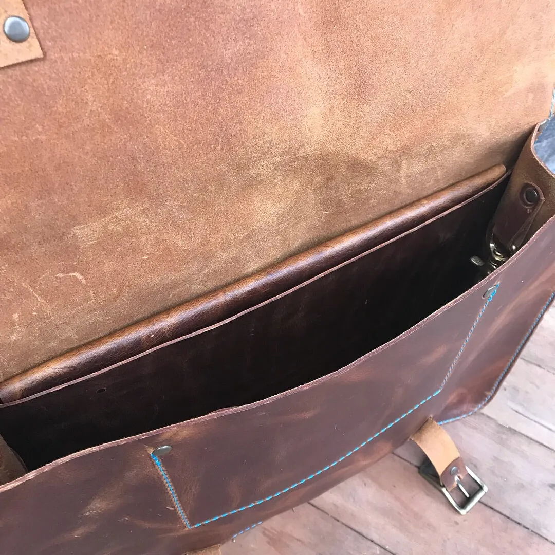 Tanis Deluxe Messenger Bag